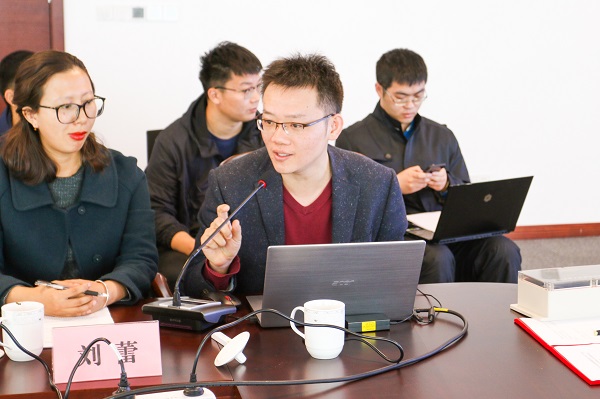 图4 禁漫
海上装备与系统研究所副所长王鸿东介绍中国智能船艇挑战赛“海上争锋”竞赛方案.JPEG